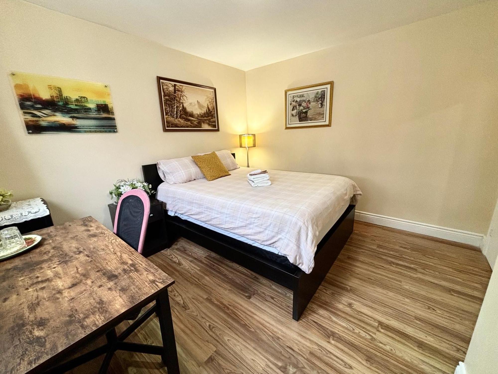 Bright&Modern Space Perfect For Couple And Family Step To Public Transit In Toronto Luaran gambar